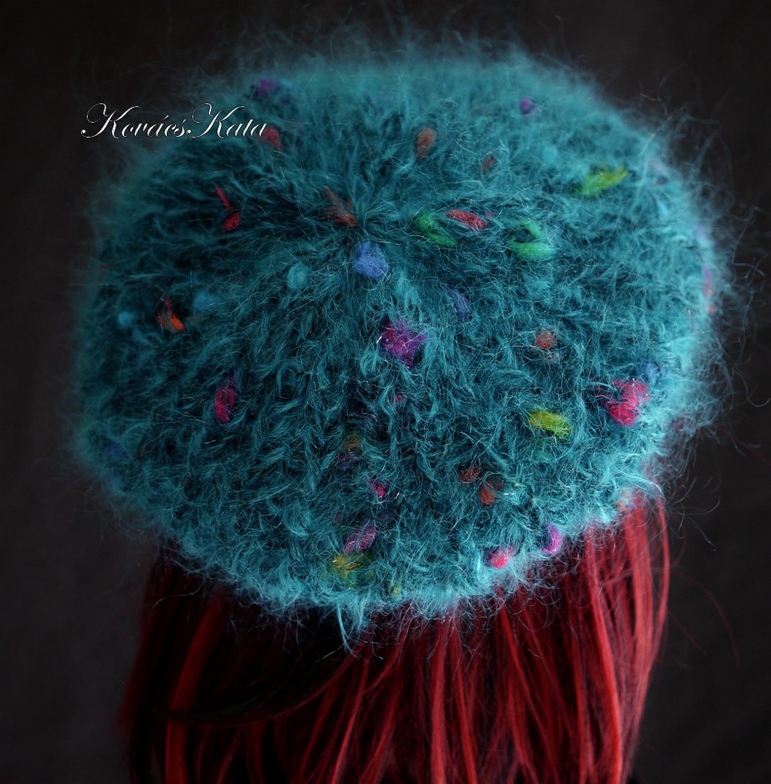 DORA / ricordo - șapcă extravagantă tricotată manual cu ciuperci din mohair gros, beretă - îmbrăcăminte și modă - eșarfe, pălării, fularuri - căciulă - Artynos.ro