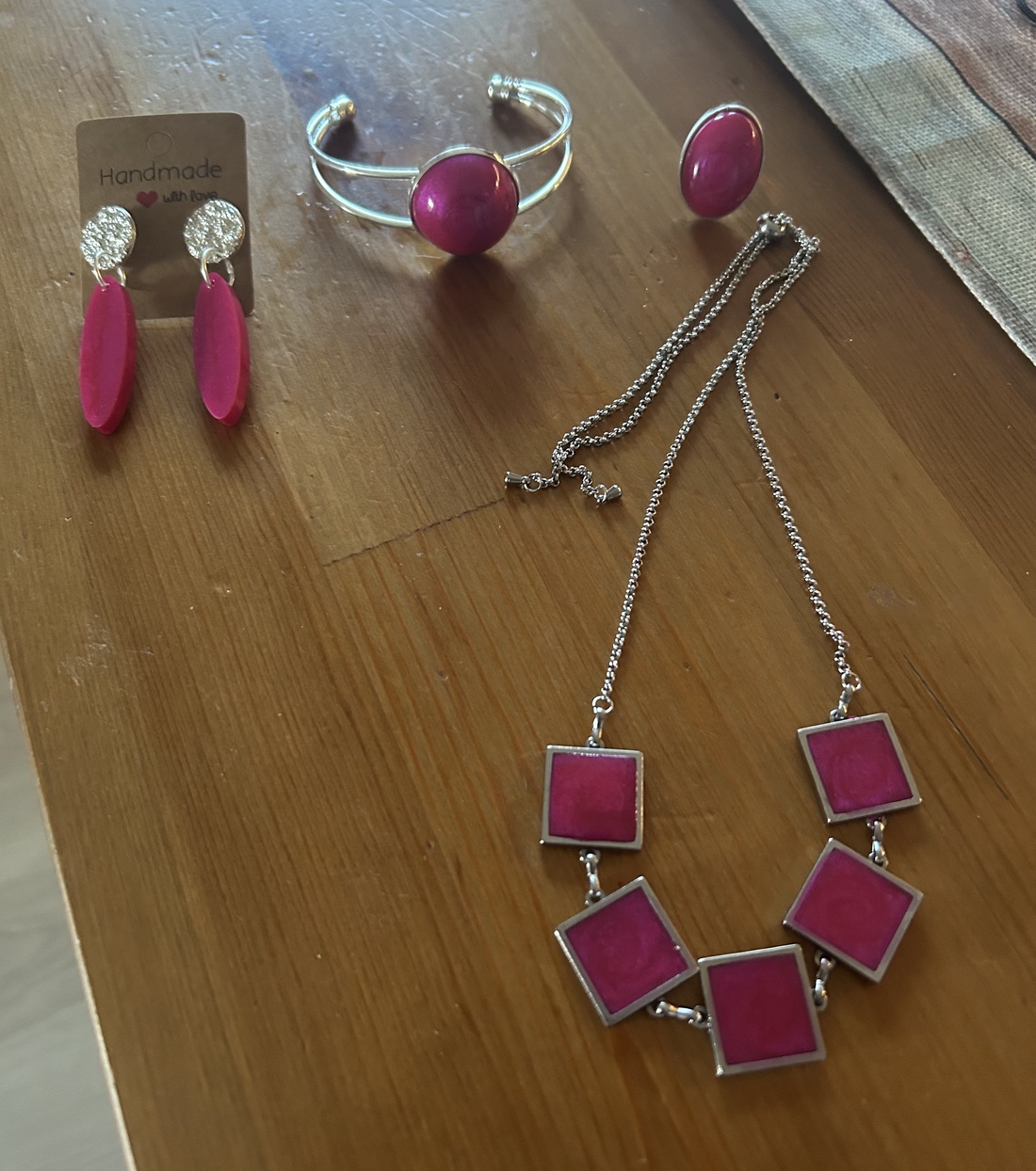 Set bijuterii handmade unicat din rasina colier + cercei+inel+bratara - bijuterii - seturi de bijuterii - Artynos.ro