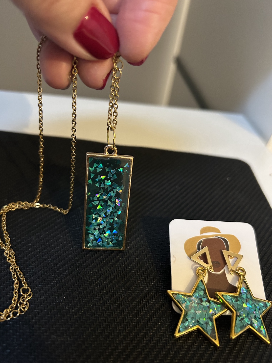 Set bijuterii handmade unicat din rasina inel + cercei+pandativ - bijuterii - seturi de bijuterii - Artynos.ro