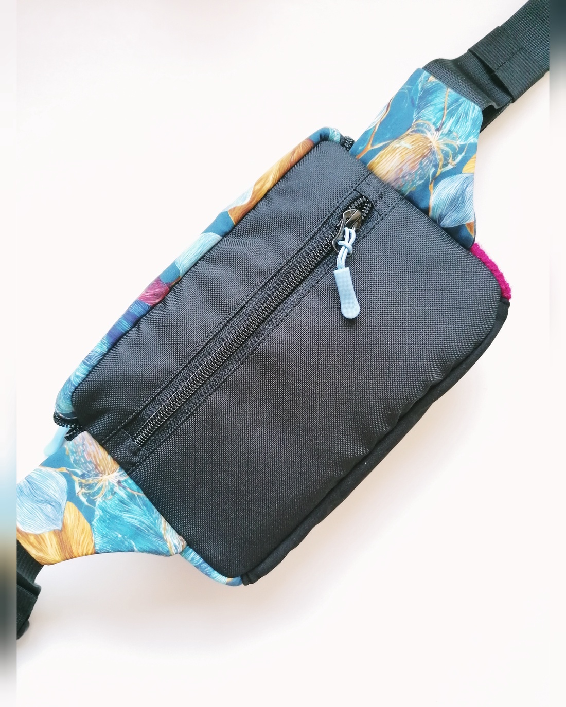 Precomandă - Borsetă clasică LIBELULA - frunze de toamnă și lână - genți și portofele - borsete - Artynos.ro Precomandă - Borsetă clasică LIBELULA - frunze de toamnă și lână - genți și portofele - borsete - Artynos.ro