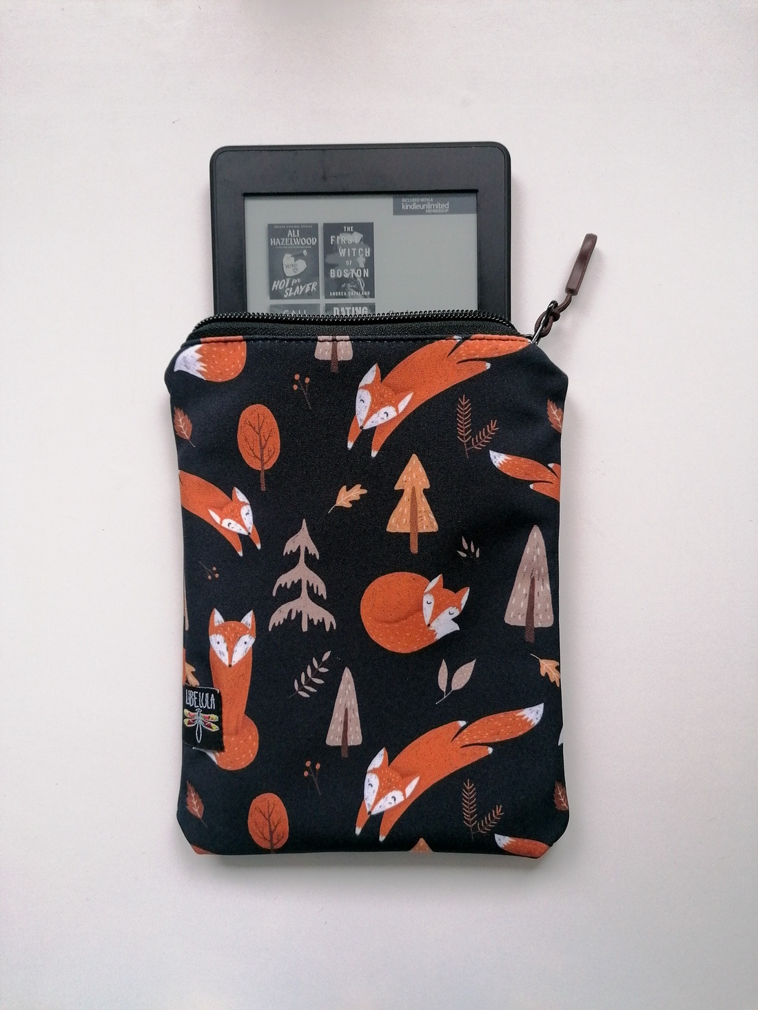 Husă kindle LIBELULA - vulpițe - genți și portofele - huse tablete și ebook - Artynos.ro