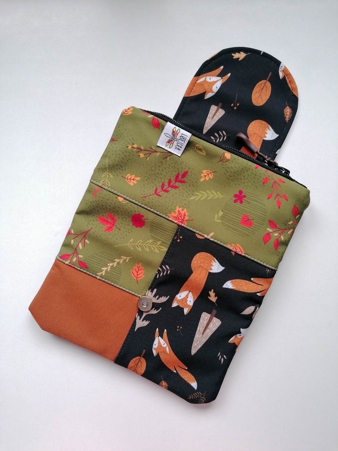 Portofel mare LIBELULA - frunze și vulpi - genți și portofele - portofele, huse, suporturi - portofele - portofele damă - Artynos.ro