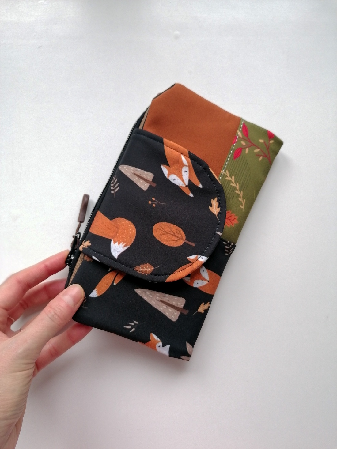 Portofel mare LIBELULA - frunze și vulpi - genți și portofele - portofele, huse, suporturi - portofele - portofele damă - Artynos.ro