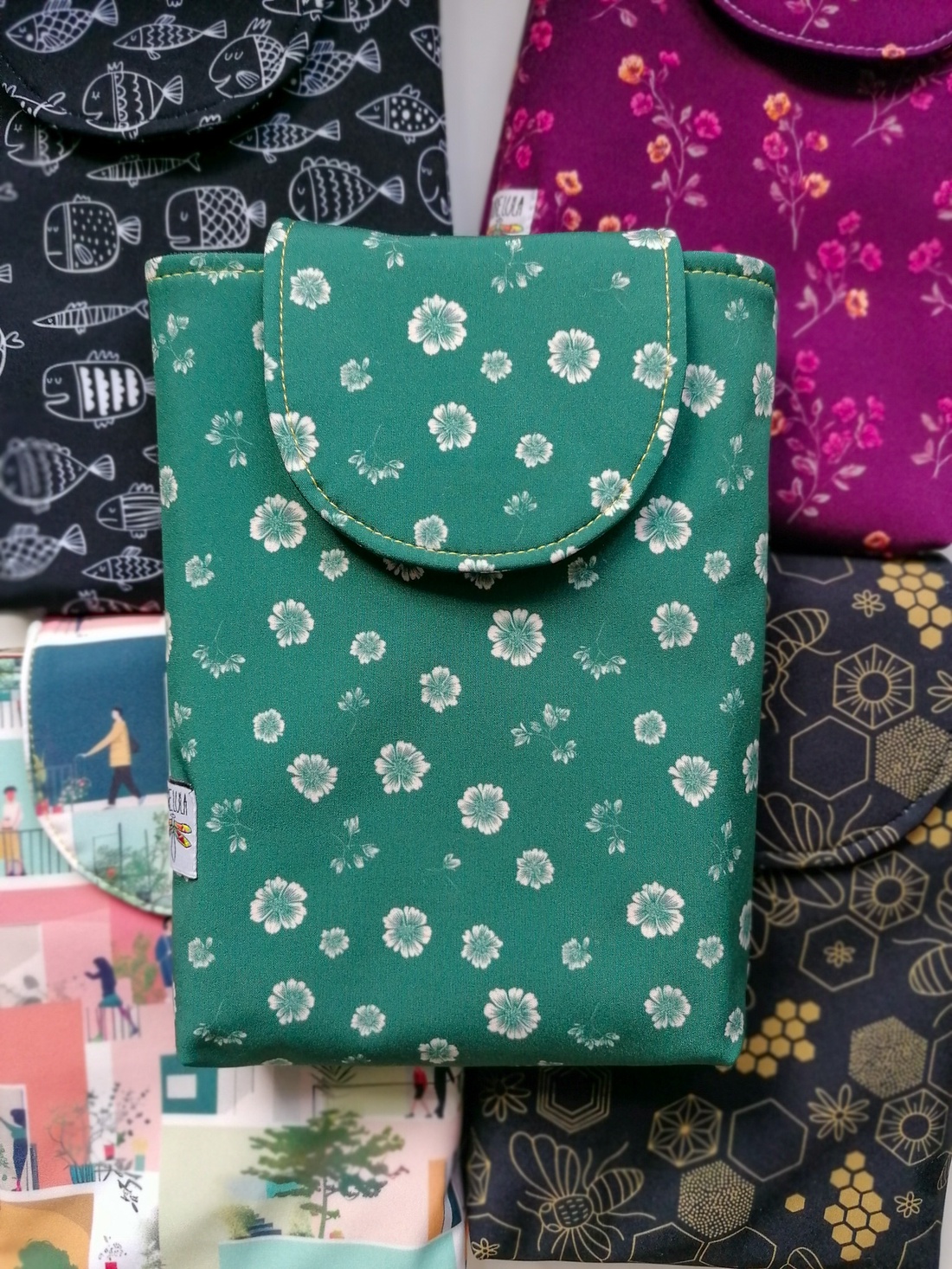 Husă carte LIBELULA - flori de gheață - cărți și creații cu tematică muzicală, cadouri - husă de carte - Artynos.ro