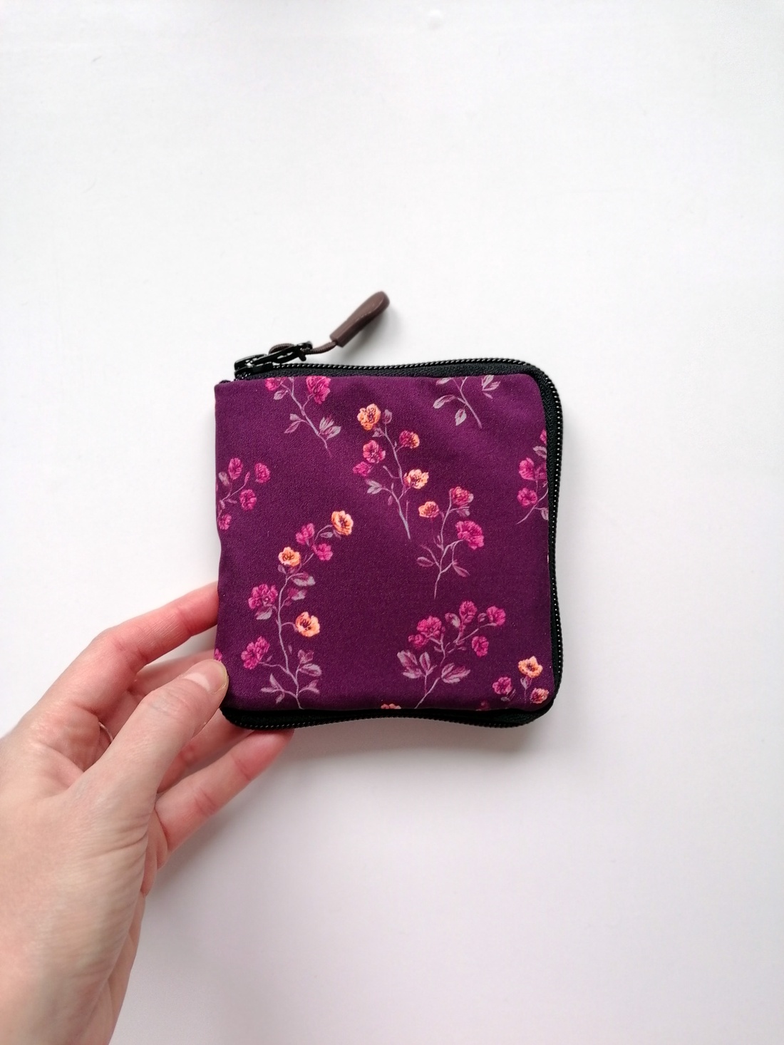 Portofel pătrat LIBELULA - crenguțe bordeaux - genți și portofele - portofele, huse, suporturi - portofele - portofele damă - Artynos.ro