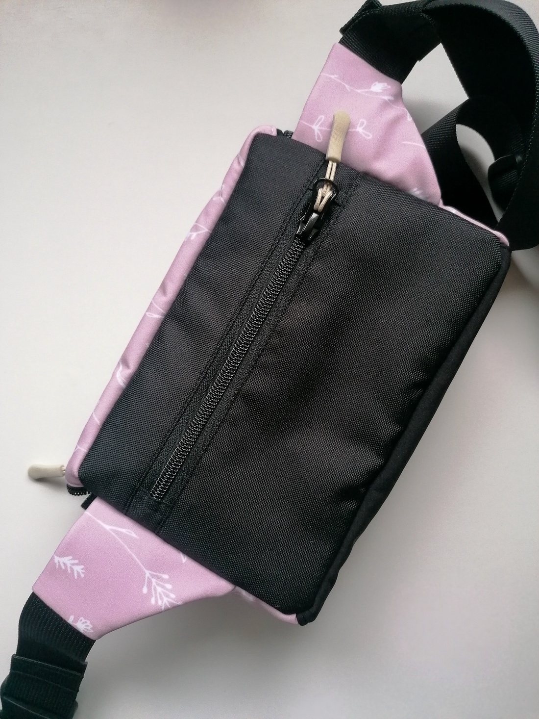 Borsetă clasică LIBELULA - roz pal - genți și portofele - borsete - Artynos.ro