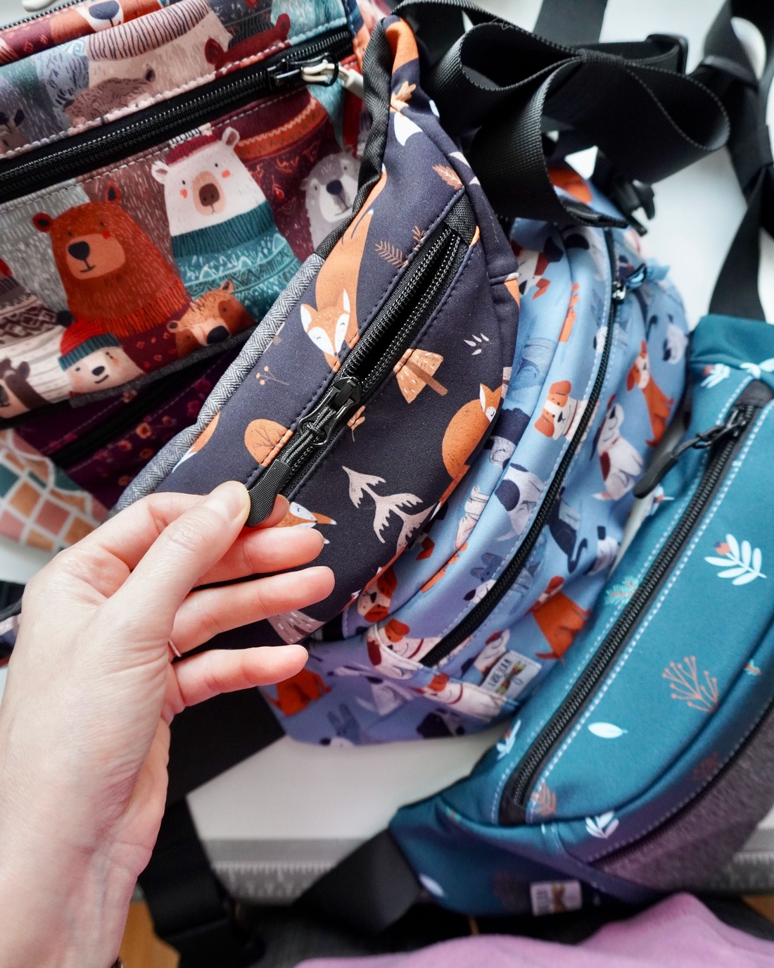 Borsetă nomad LIBELULA - vulpițe - genți și portofele - borsete - Artynos.ro