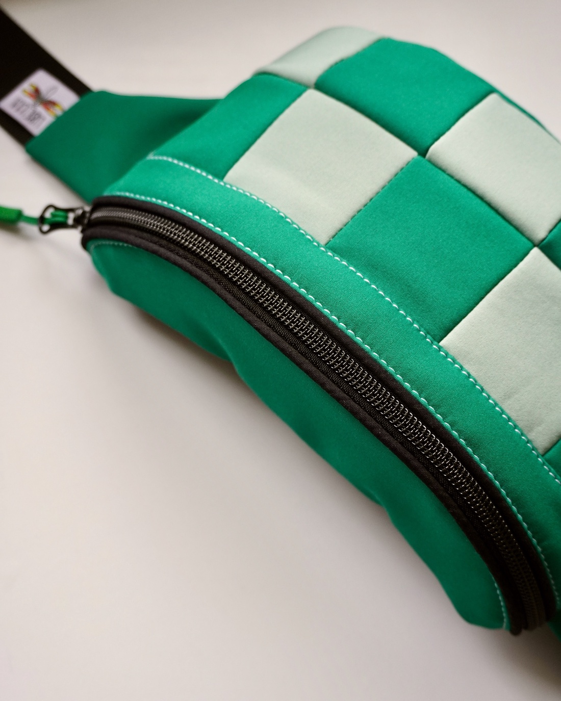 Borsetă clasică LIBELULA - verde stop! - genți și portofele - borsete - Artynos.ro