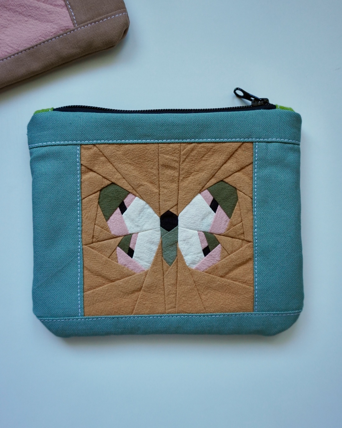 Portfard mic LIBELULA - fluture fpp  - genți și portofele - genți cosmetice - Artynos.ro