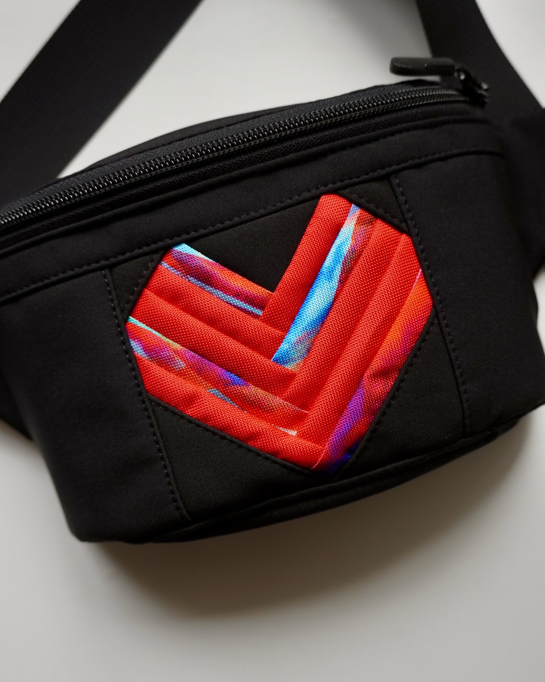 Borsetă clasică LIBELULA - inimă fpp - negru - genți și portofele - borsete - Artynos.ro