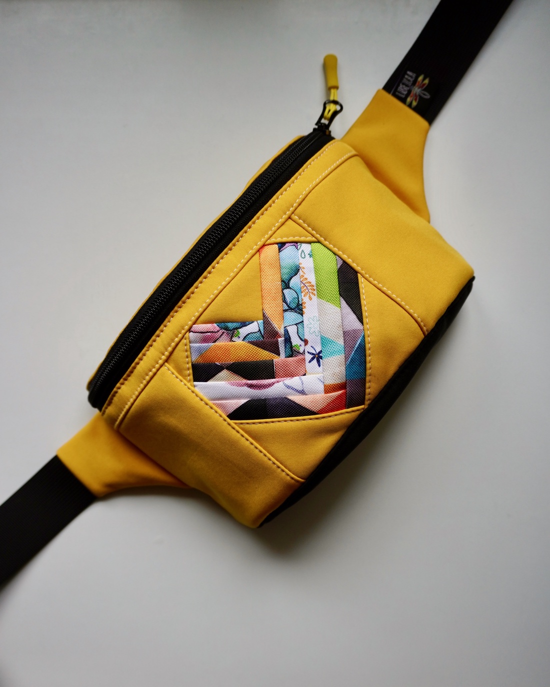 Borsetă clasică LIBELULA - inimă fpp - galben - genți și portofele - borsete - Artynos.ro