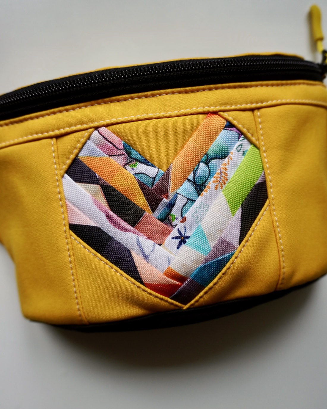Borsetă clasică LIBELULA - inimă fpp - galben - genți și portofele - borsete - Artynos.ro