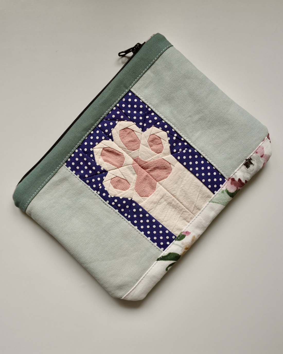 Portfard LIBELULA - paw fpp upcycled - genți și portofele - genți cosmetice - Artynos.ro