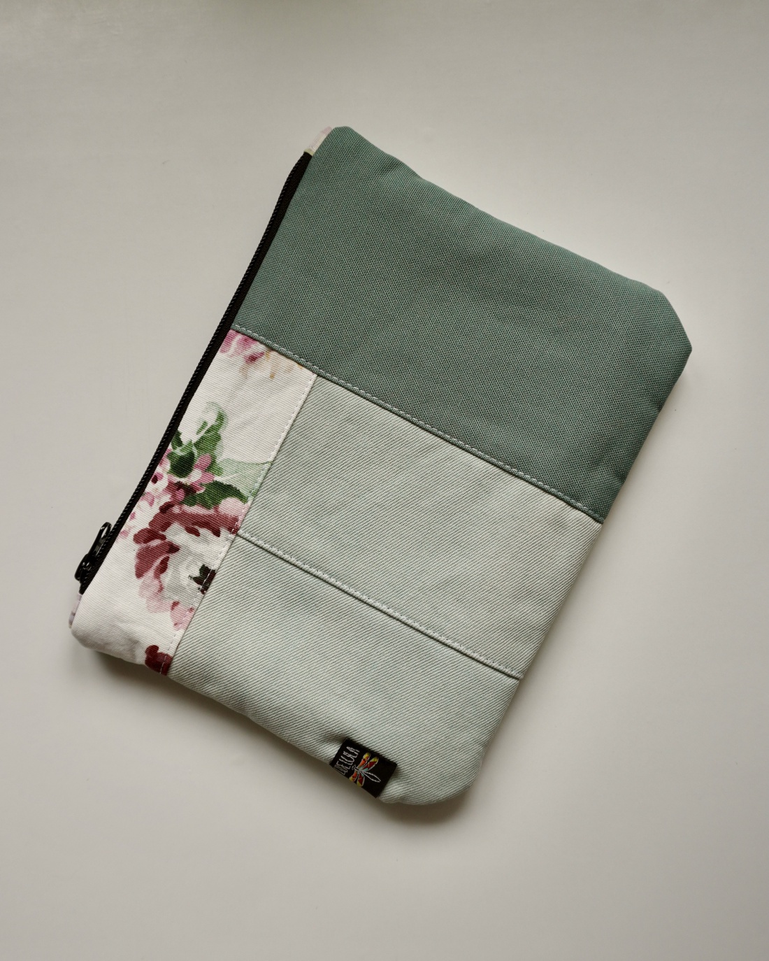 Portfard LIBELULA - paw fpp upcycled - genți și portofele - genți cosmetice - Artynos.ro