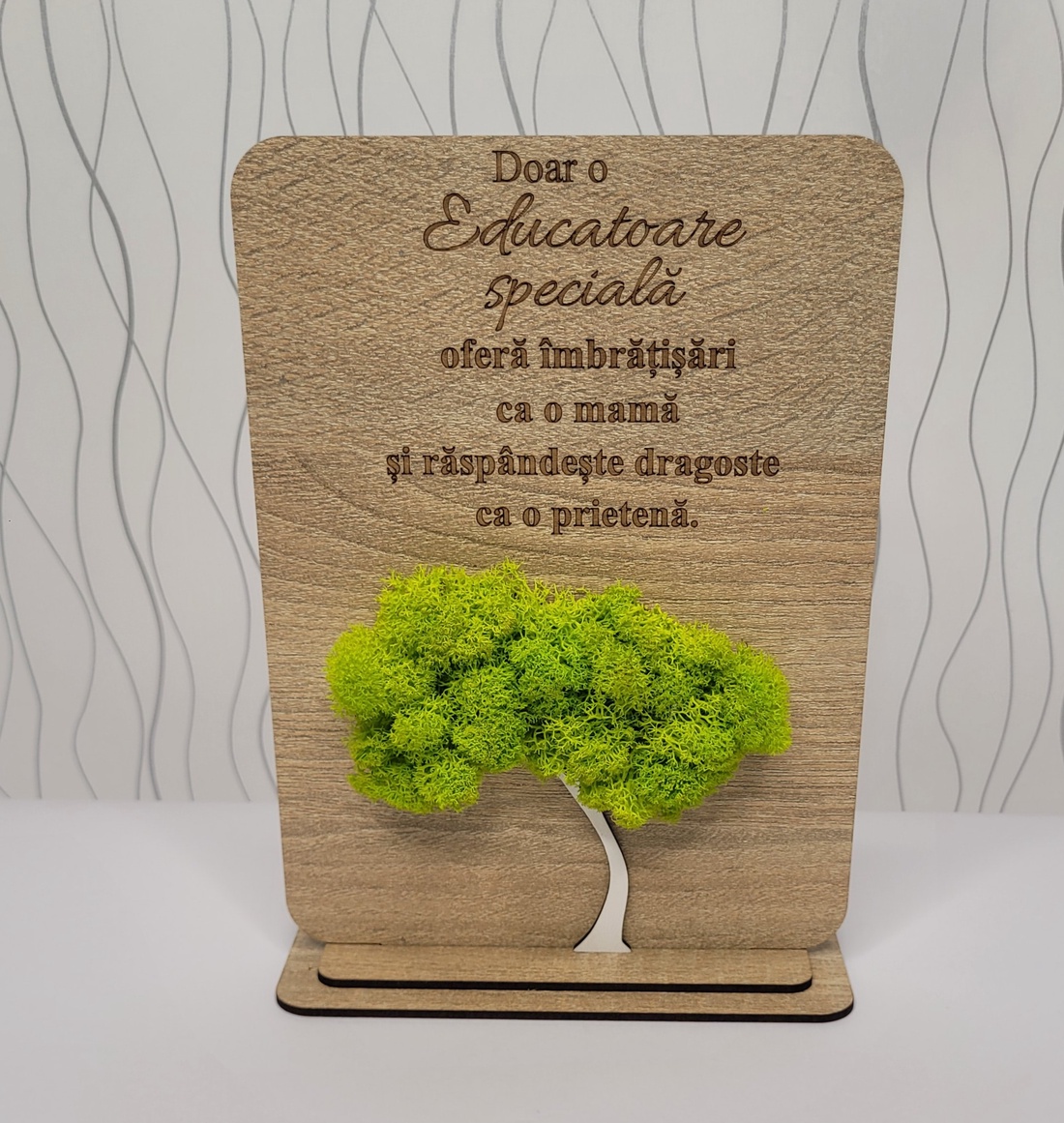 Ornament pentru Educatoare - cu licheni verde bitter lemon - casă & stil de viață - decorațiuni de casă - decorațiuni de pereți - decorațiuni cu licheni - Artynos.ro