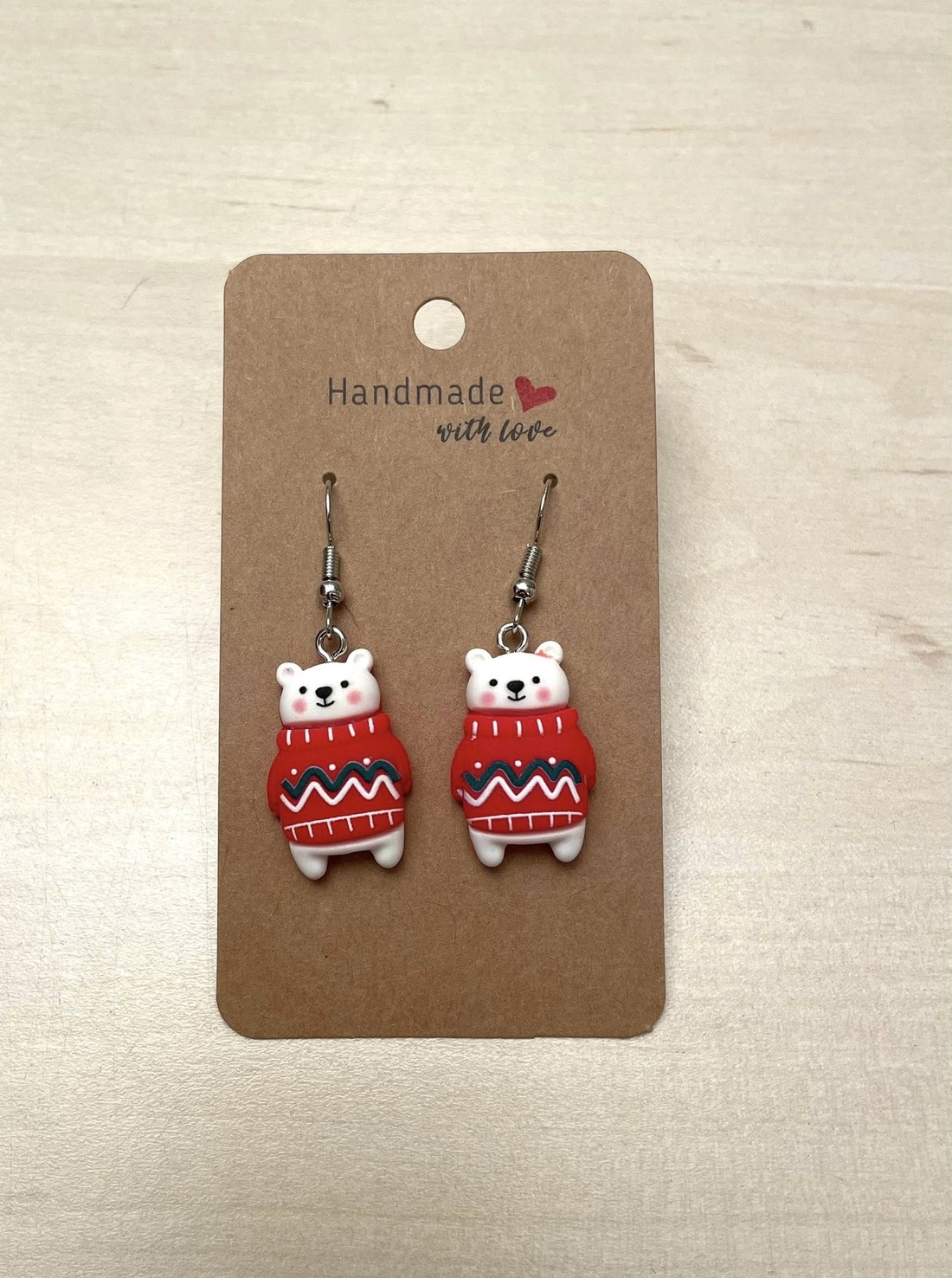 Cercei din rasina cu specific de Craciun, urs ploar - bijuterii - cercei din rășină - Artynos.ro