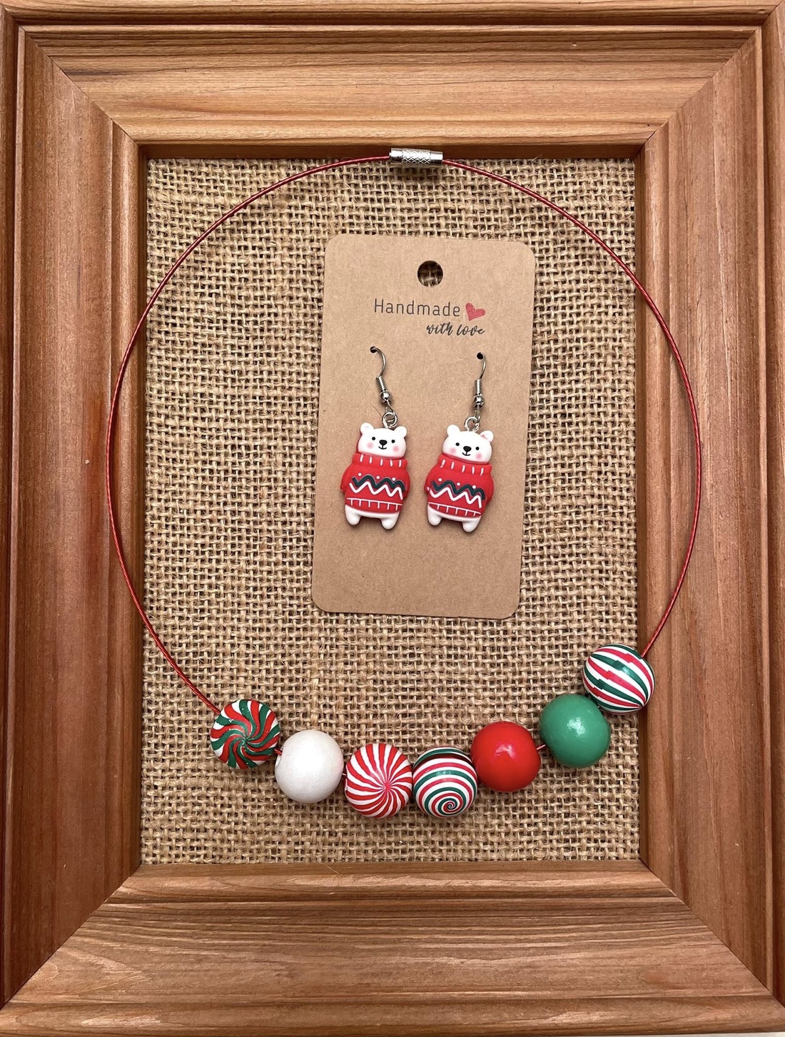Set colier si cercei cu bile din lemn cu specific de Craciun - bijuterii - coliere - coliere din mărgele - Artynos.ro