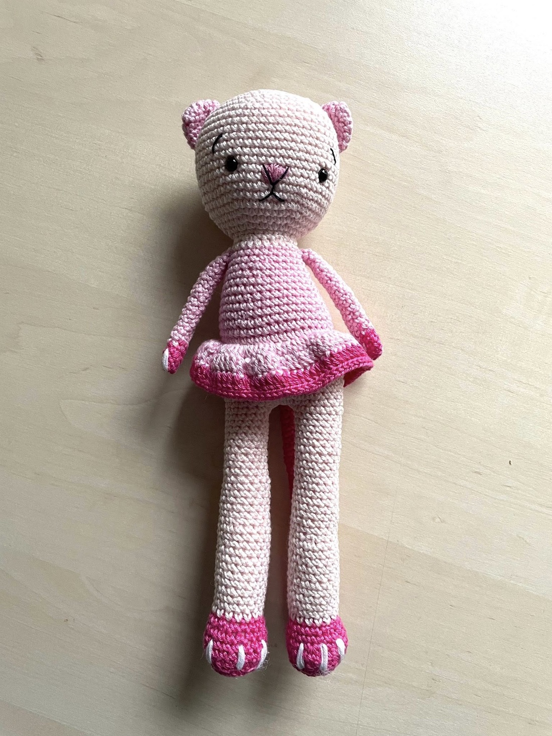Amigurumi...pisicuta roz, jucarie crosetata - jucării și echipamente pentru copii - plușuri - păpușă croșetată, păpușă de pluș - Artynos.ro