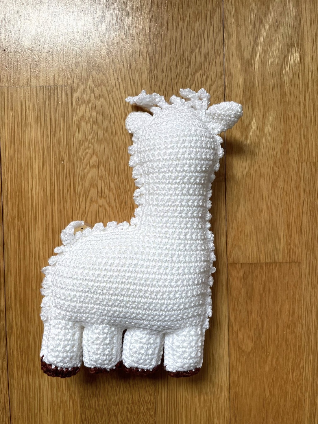 Amigurumi...lama, miel, caprita alba, jucarie crosetata - jucării și echipamente pentru copii - plușuri - lamă și alpaca de pluș  - Artynos.ro