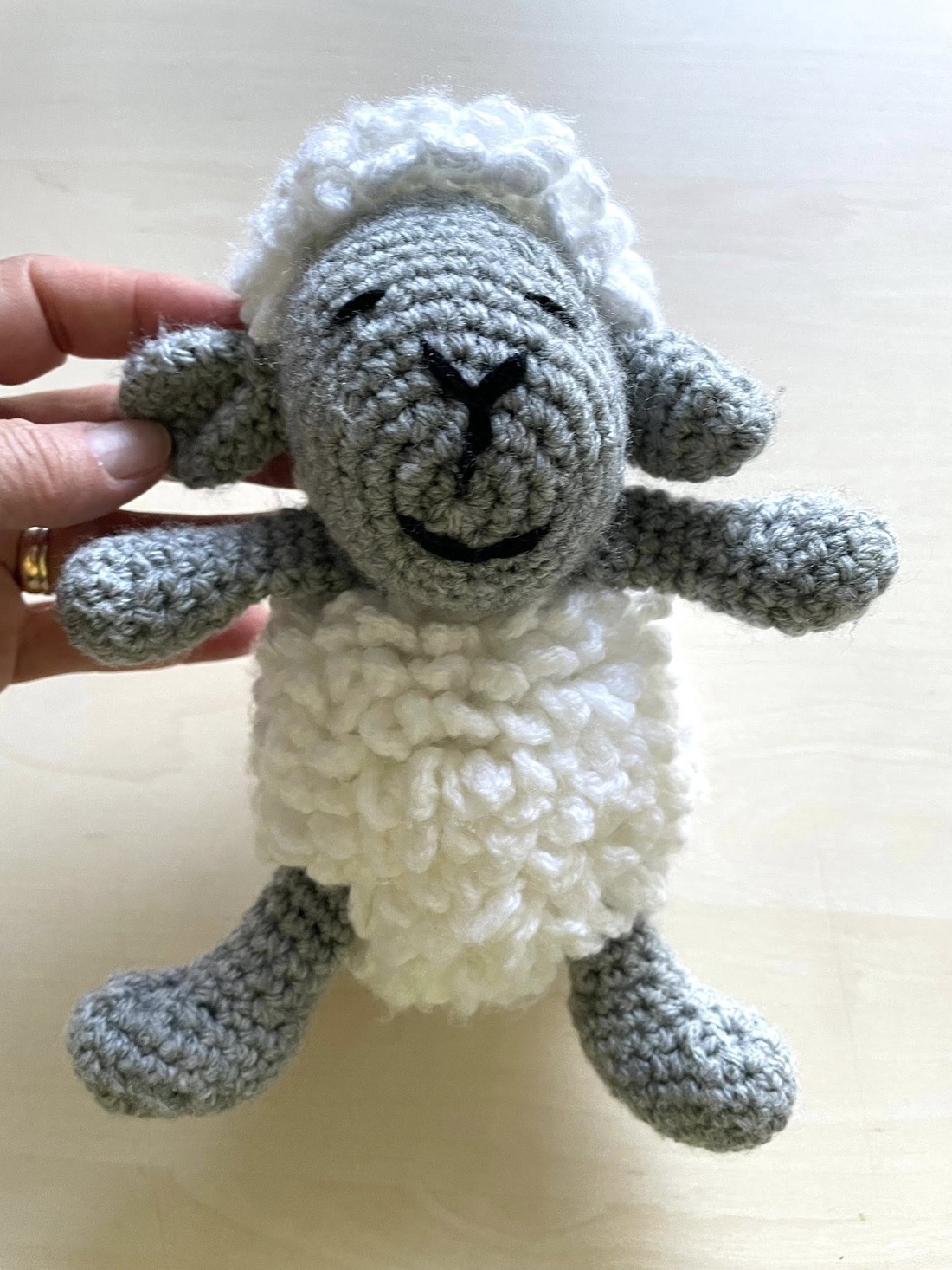 Amigurumi...oita, jucarie crosetata - jucării și echipamente pentru copii - plușuri - dinozauri din pluș - Artynos.ro