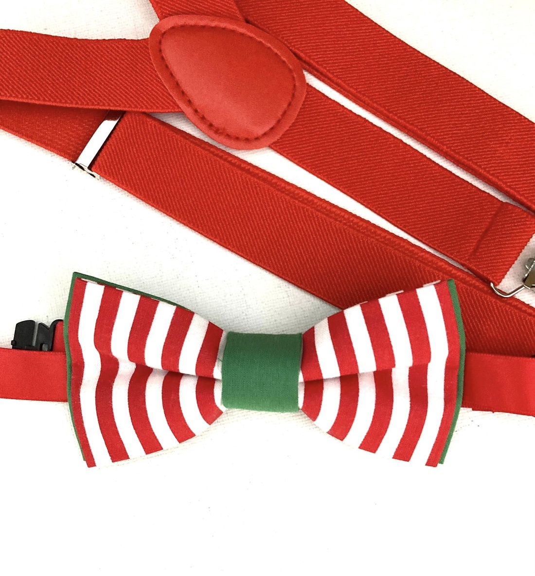 Set copil, papion elf si bretele rosii, de Craciun - îmbrăcăminte și modă - haine bărbați - cravată, papion - Artynos.ro