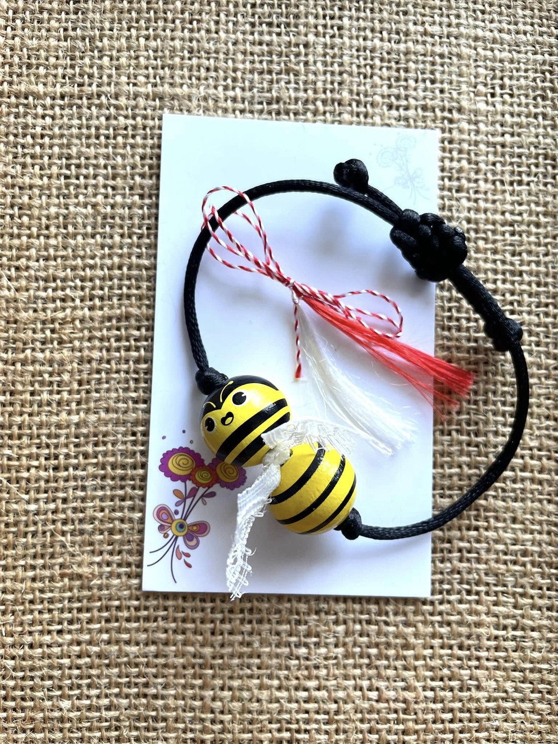 Bratara reglabila albinuta - bijuterii - brățări - brățări din mărgele - Artynos.ro