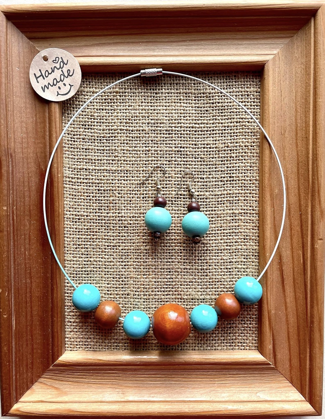 Set cercei si colier cu bile din lemn - bijuterii - seturi de bijuterii - Artynos.ro
