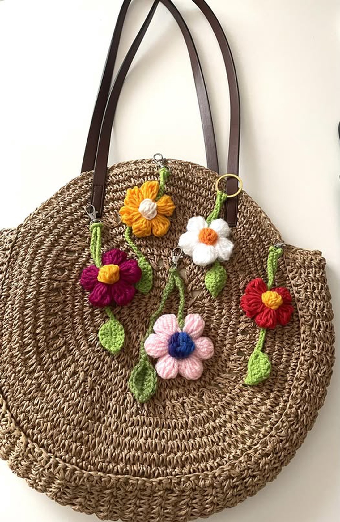 Semn de carte, floare crosetata...sau breloc - cărți și creații cu tematică muzicală, cadouri - semn de carte - Artynos.ro