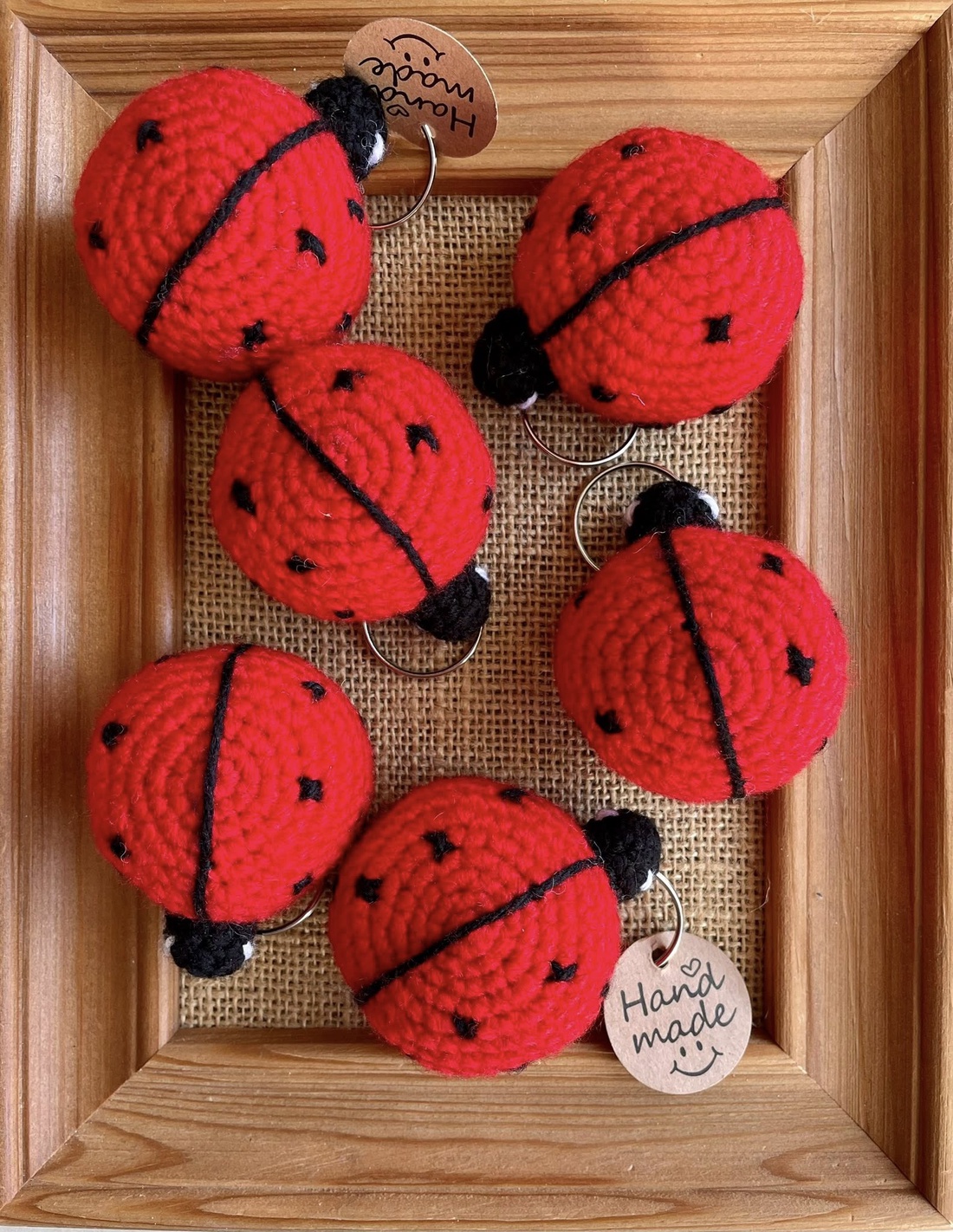 Buburuza crosetata...breloc - genți și portofele - accesorii genți - breloc - Artynos.ro