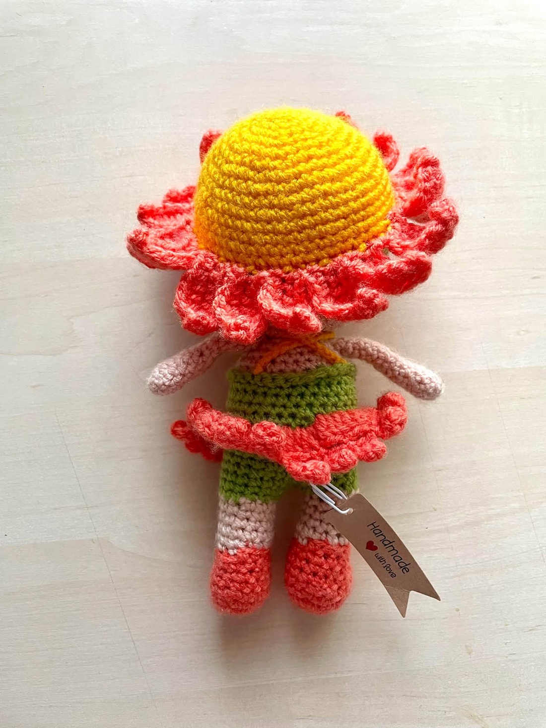Amigurumi...fetita floare - jucării și echipamente pentru copii - plușuri - păpușă croșetată, păpușă de pluș - Artynos.ro