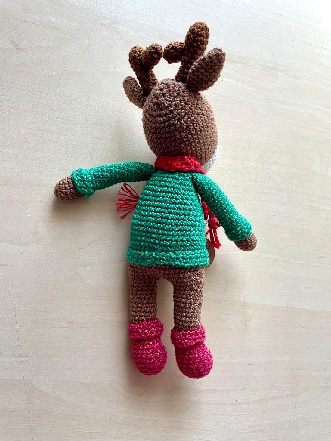 Amigurumi, renul cu jacheta verde - jucării și echipamente pentru copii - plușuri - păpușă croșetată, păpușă de pluș - Artynos.ro