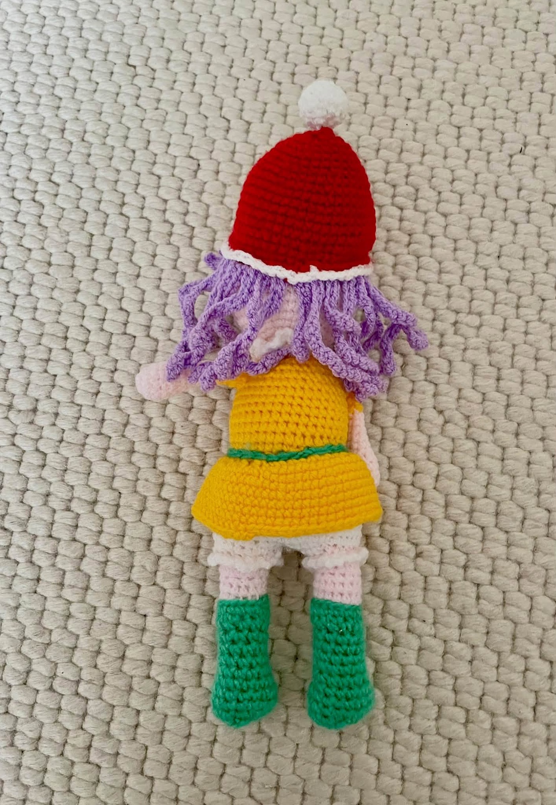 Amigurumi..spiridus cu par mov! Jucarie crosetata - jucării și echipamente pentru copii - plușuri - păpușă croșetată, păpușă de pluș - Artynos.ro