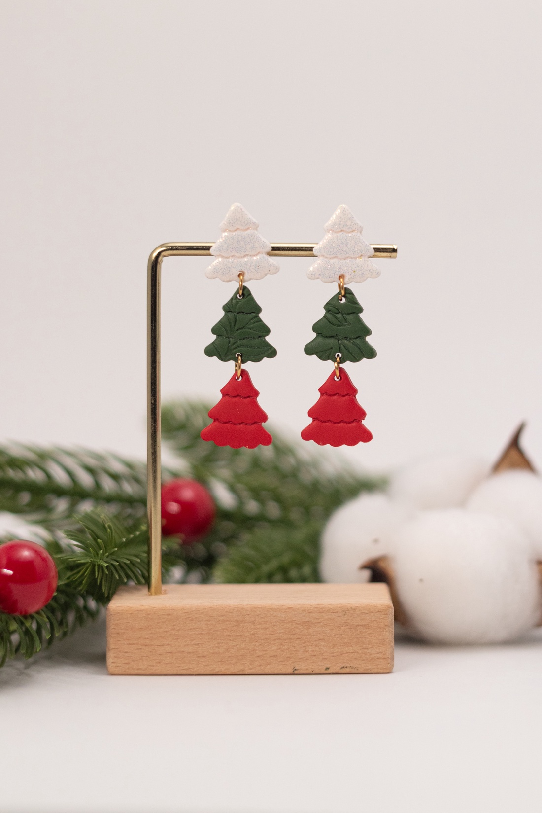 Cercei de Craciun cu braduleti - bijuterii - cercei - cercei lungi - Artynos.ro