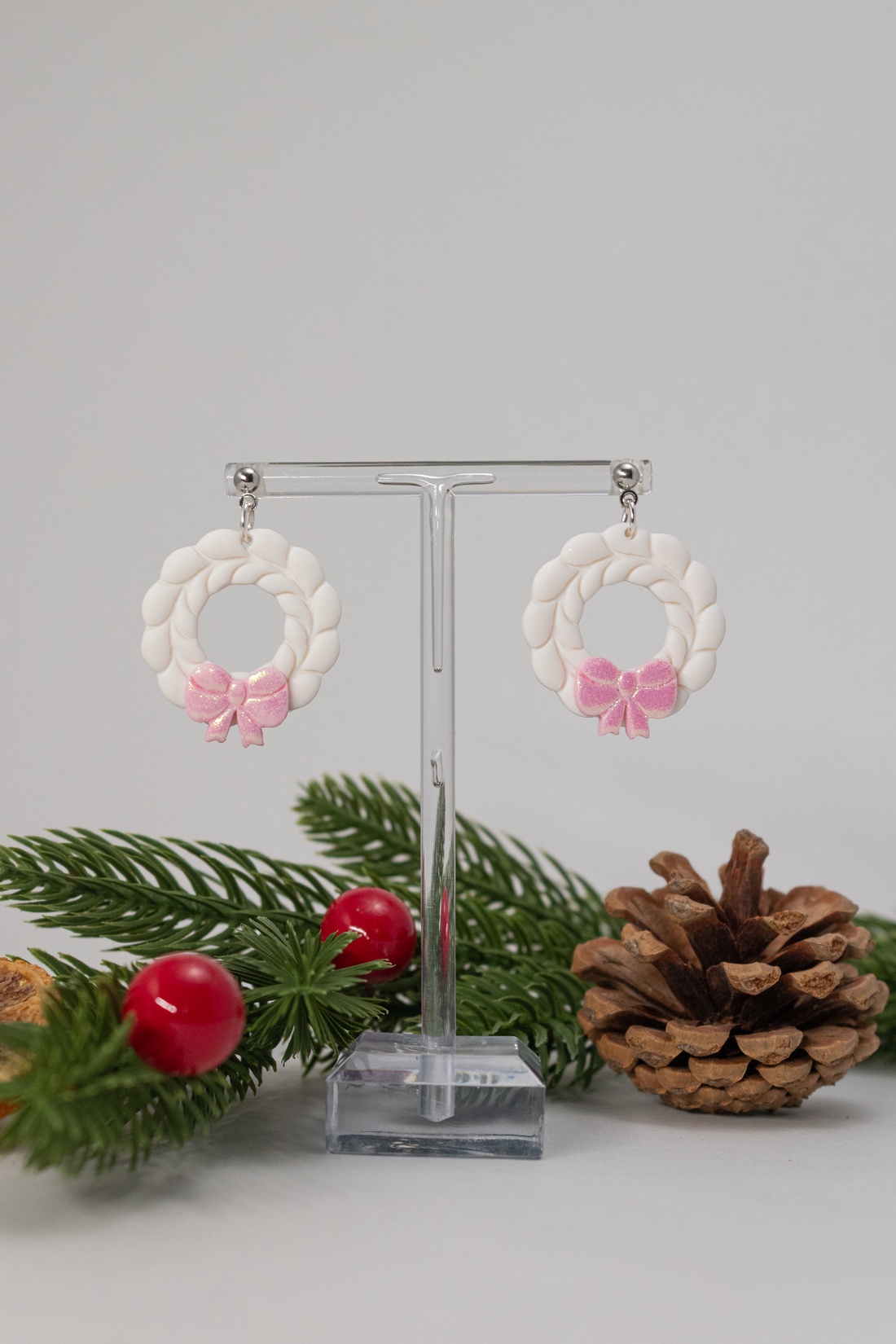 Cercei coronita de Craciun - Christmas Wreath IV - bijuterii - cercei - cercei lungi - Artynos.ro