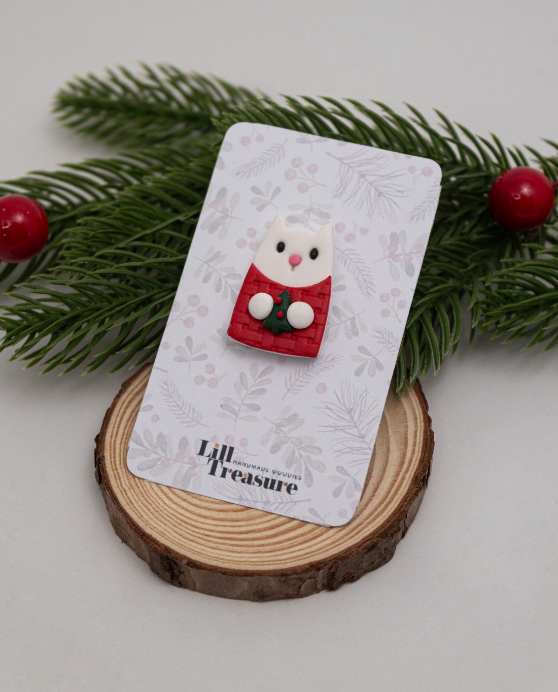 Brosa cu pisica de Craciun - Christmas Kitten - bijuterii - broșe - Artynos.ro