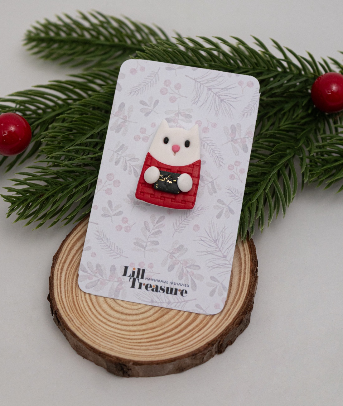 Brosa cu pisica de Craciun - Christmas Kitten - bijuterii - broșe - Artynos.ro