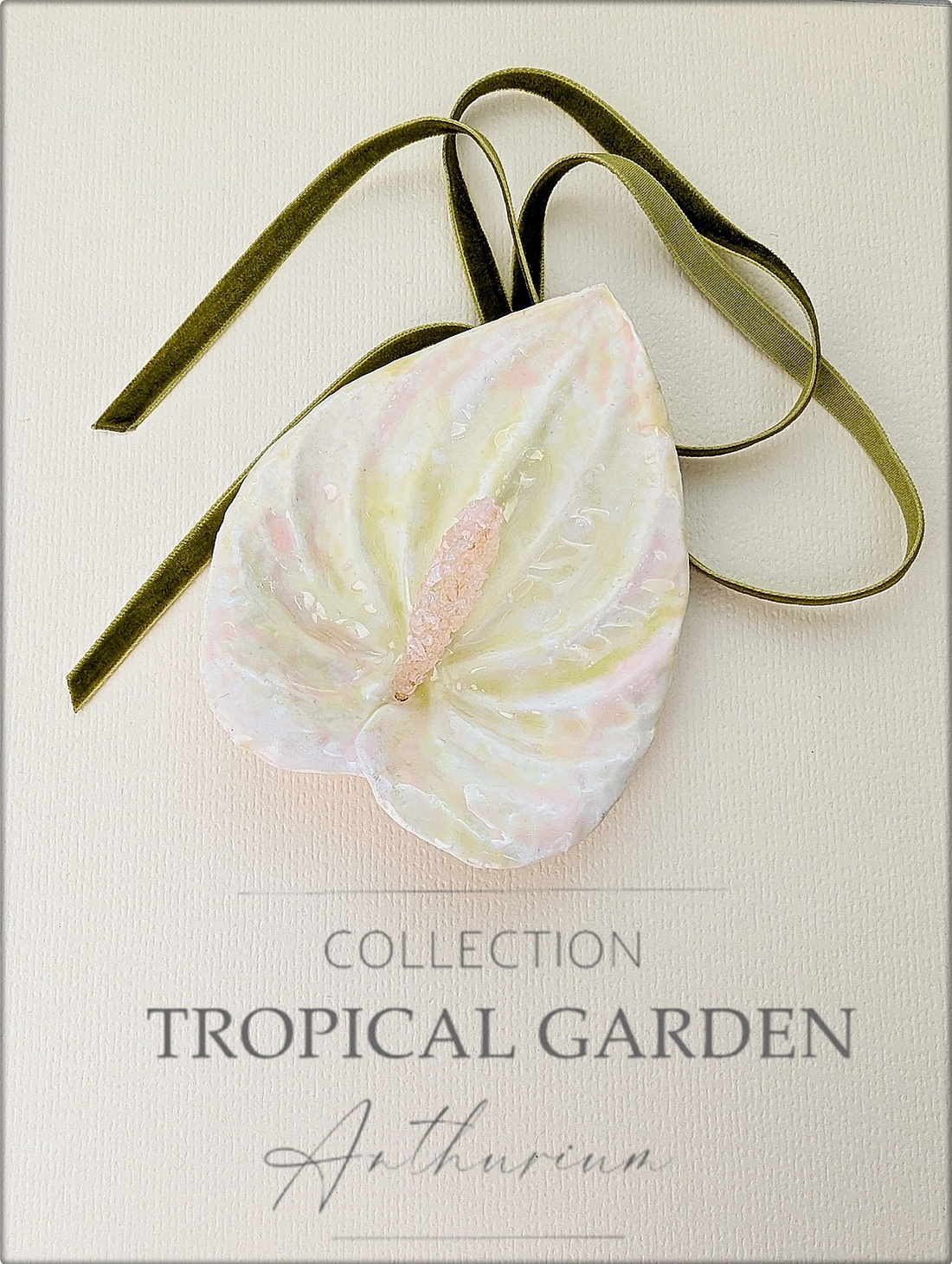 Broșă  Anthurium Roz. Bijuterie florală unicat cu panglică detașabilă - bijuterii - broșe - Artynos.ro