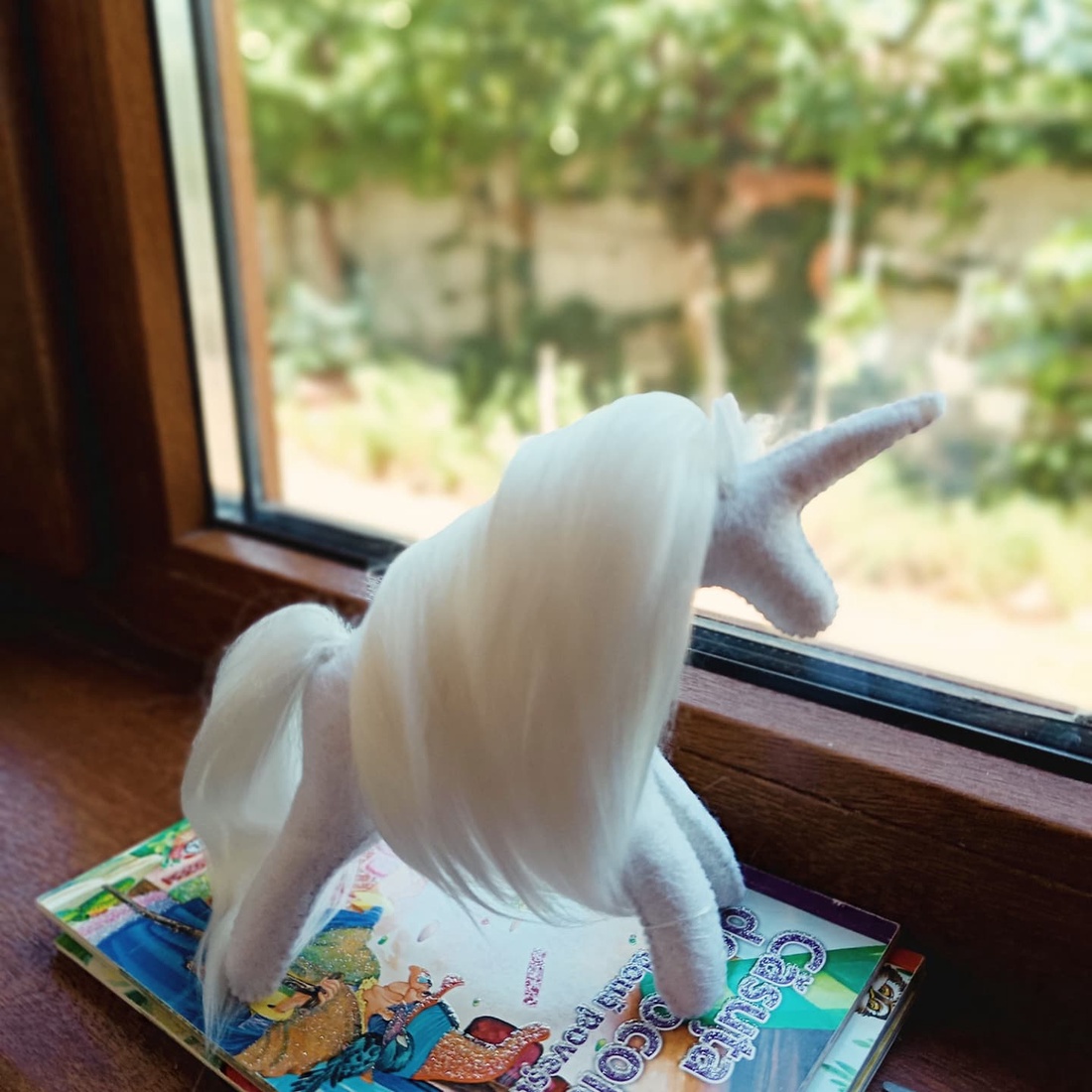 Inorog - crăciun - cadouri de moș crăciun - decor cu moș crăciun - Artynos.ro