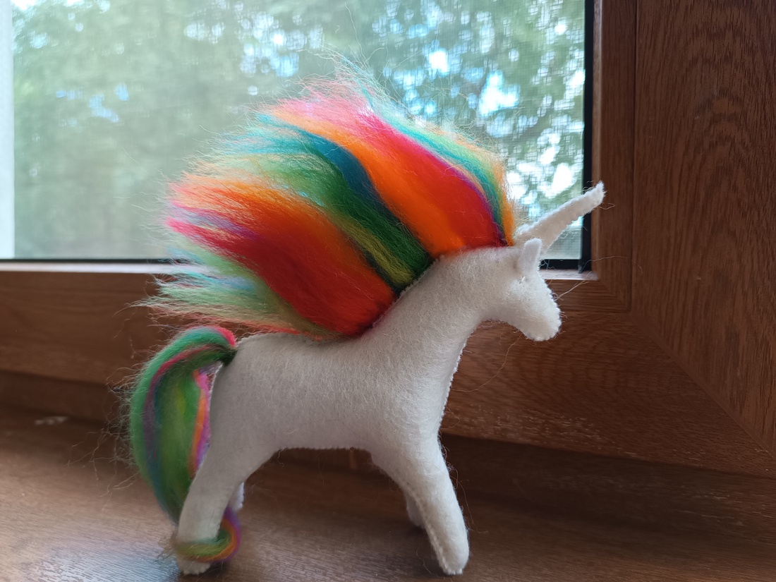 Inorog - crăciun - cadouri de moș crăciun - cadouri de moș crăciun - Artynos.ro