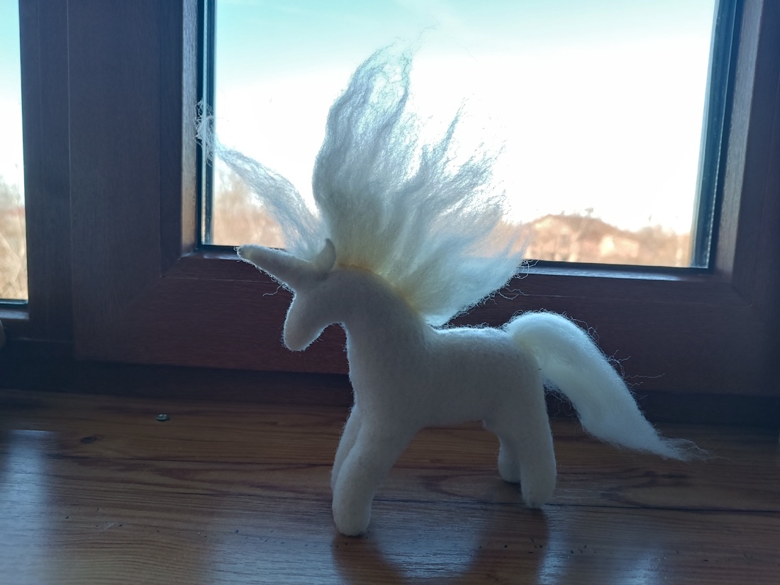 Inorog - jucării și echipamente pentru copii - daruri de botez - Artynos.ro