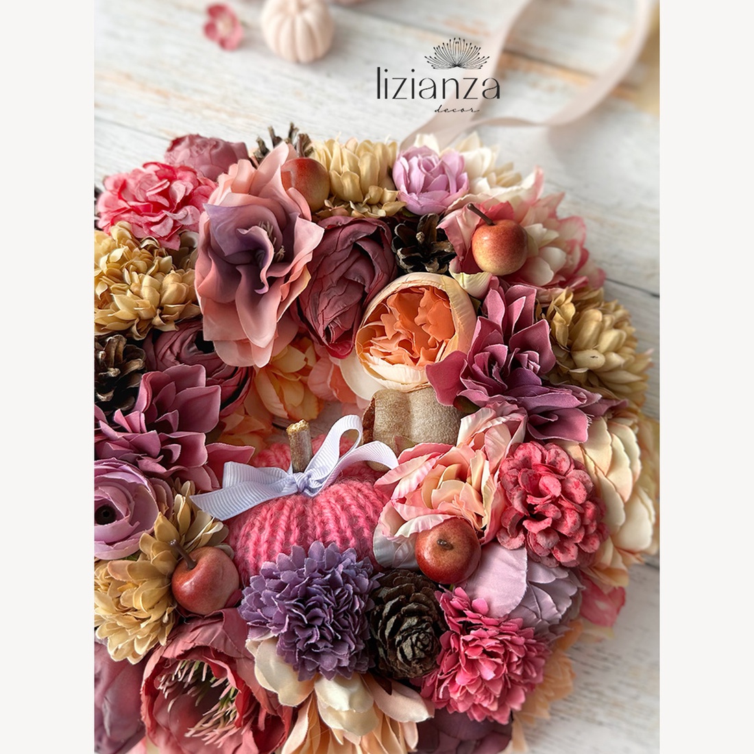Coroniță de toamnă pentru ușă Serena - casă & stil de viață - accesorii pentru decorat casa - decorațiuni de geam și decorațiuni de ușă - ornamente de ușă - Artynos.ro Coroniță de toamnă pentru ușă Serena - casă & stil de viață - accesorii pentru decorat casa - decorațiuni de geam și decorațiuni de ușă - ornamente de ușă - Artynos.ro