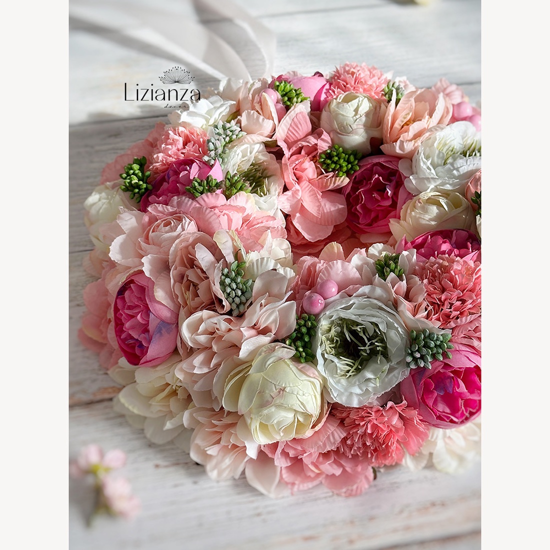 Coroniță veselă cu flori Mirella - casă & stil de viață - accesorii pentru decorat casa - decorațiuni de geam și decorațiuni de ușă - ornamente de ușă - Artynos.ro Coroniță veselă cu flori Mirella - casă & stil de viață - accesorii pentru decorat casa - decorațiuni de geam și decorațiuni de ușă - ornamente de ușă - Artynos.ro