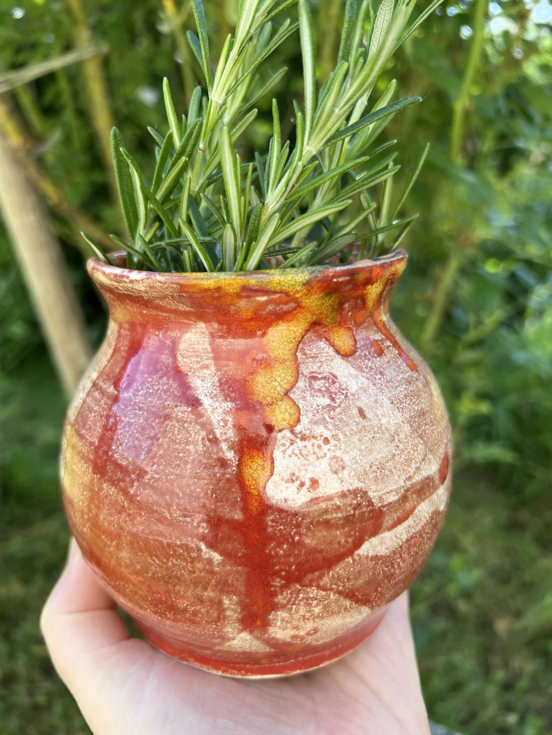 Vază Raku roșu aprins - - Artynos.ro Vază Raku roșu aprins - - Artynos.ro