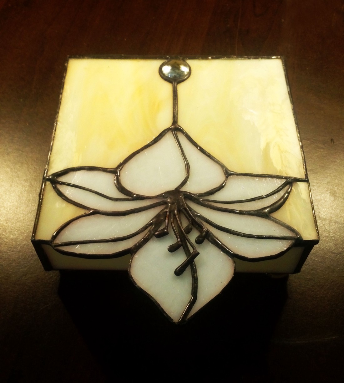 Cutie de bijuterii Lily - bijuterii - suporturi și cutii de bijuterii - cutii de bijuterii - Artynos.ro