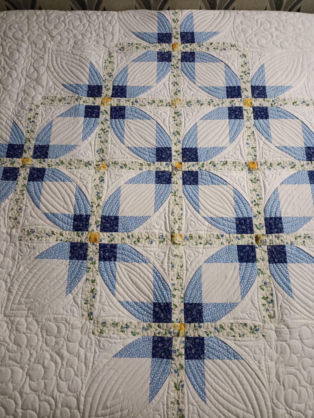 Patchwork cuvertură cu model de fereastră catedrală -  - Artynos.ro