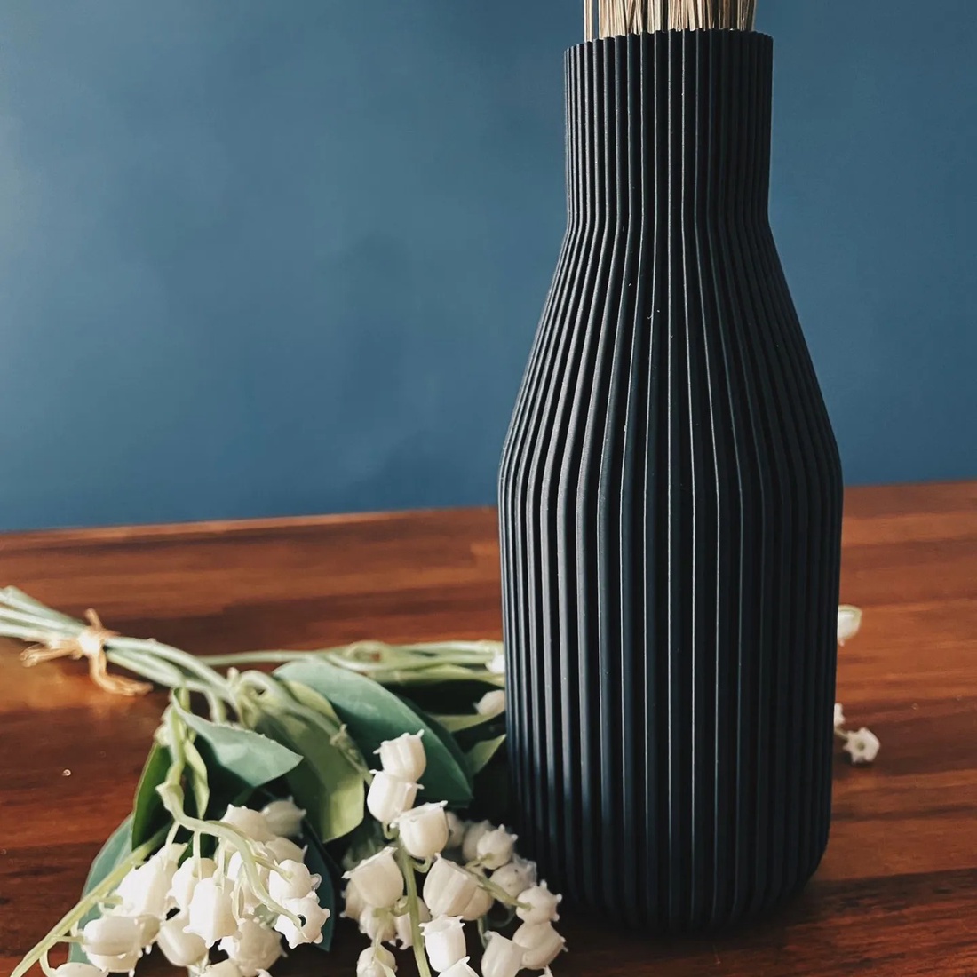Vază minimalistă 3D - casă & stil de viață - accesorii pentru decorat casa - suport de flori - vaze - Artynos.ro