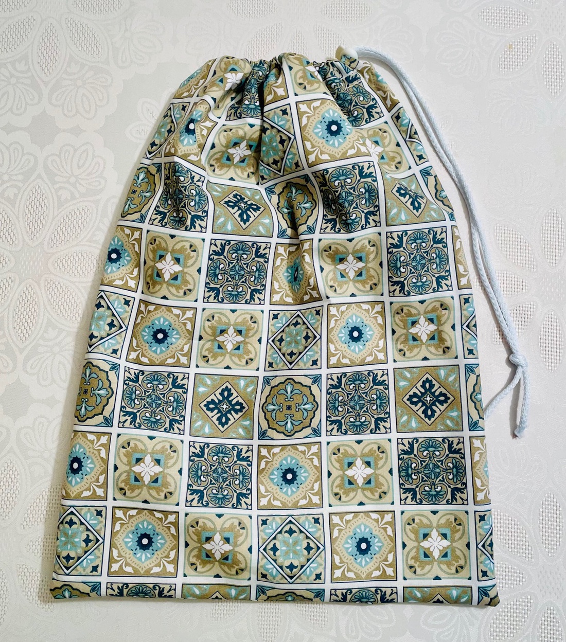 Punga de paine dimensiune mai mare - Kenyeres zsák nagyobb méret - geantă și husă - geantă pentru cumpărături - pungă de pâine - Artynos.ro Punga de paine dimensiune mai mare - Kenyeres zsák nagyobb méret - geantă și husă - geantă pentru cumpărături - pungă de pâine - Artynos.ro