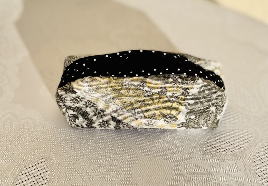 Suport pentru șervețele din pânză - genți și portofele - portofele, huse, suporturi - suport de batiste - Artynos.ro