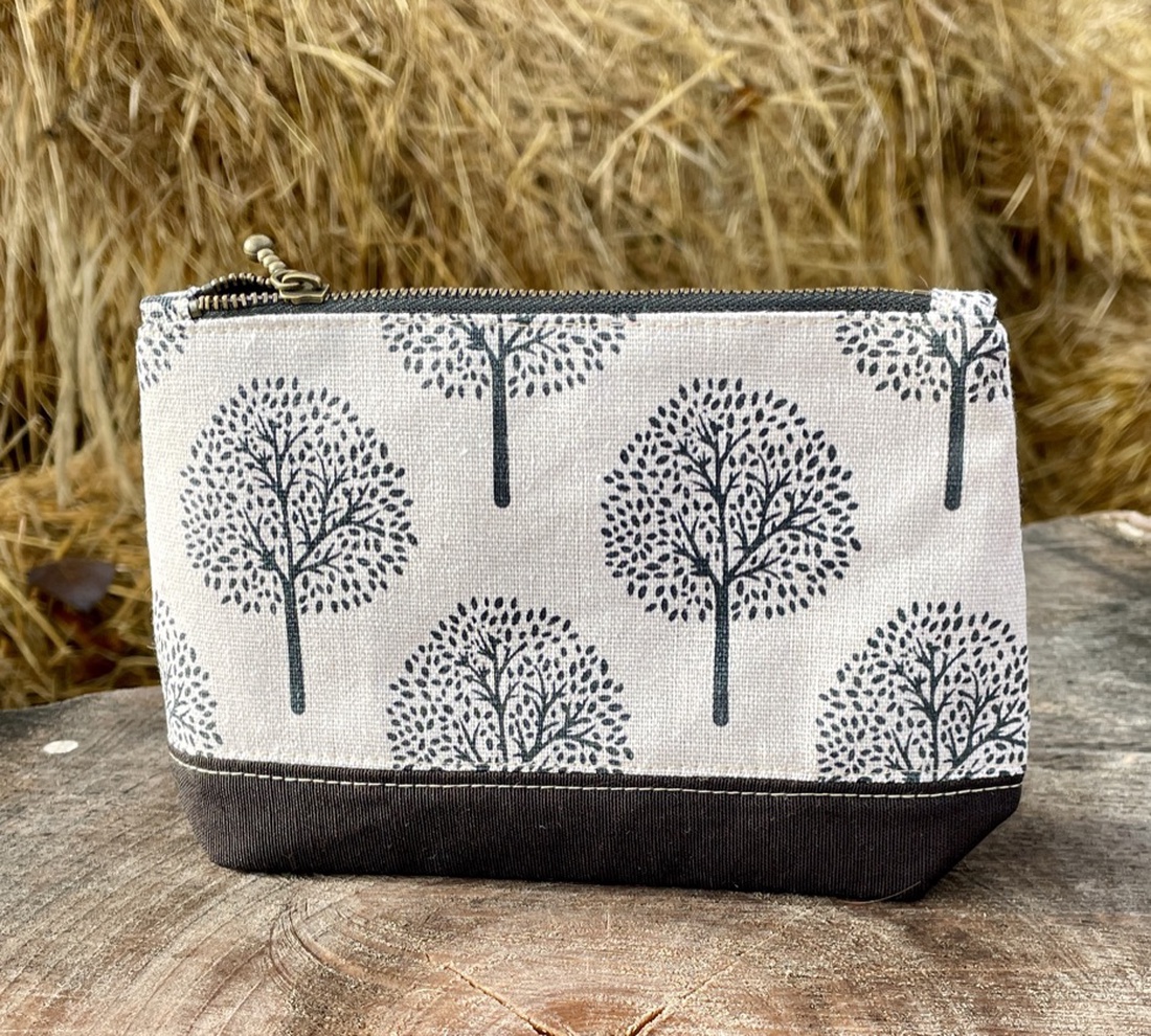 Geantă de toaletă cu model - genți și portofele - genți cosmetice - Artynos.ro