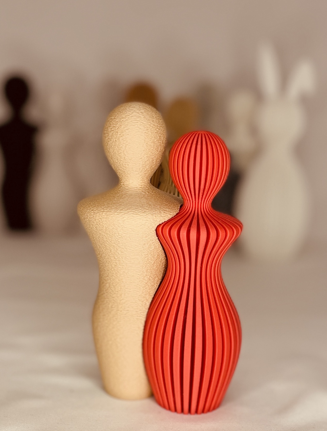 Statuie 3D bărbat-femeie de dimensiuni mari - casă & stil de viață - decorațiuni de casă - decorațiuni de masă și rafturi - decorațiuni de masă - Artynos.ro